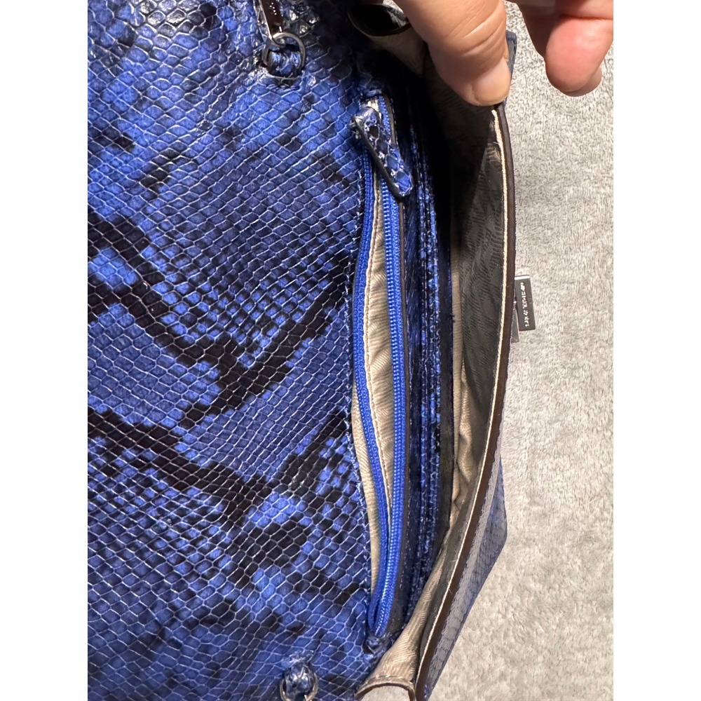 Michael Kors Ellie MD Shoulder Flap Clutch Bag Blue Snake Print Embossed Leather - Picture 9 of 13